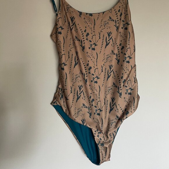 Saturday Swimwear Ivy Tie-Back One Piece Swimsuit - Wildflower Lagoon - Picture 1 of 3